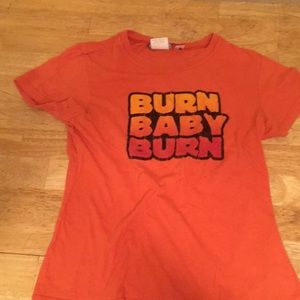 BURN BABY BURN VINTAGE TEE